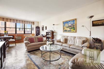 2 bedroom Apartment For Sale: 239 EAST..