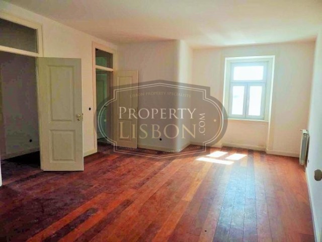 Fully Renovated T3 Lisbon Apartment for.. - 2