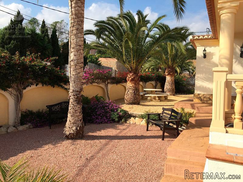 5 Bedrooms - Villa - Alicante - For Sale - 2