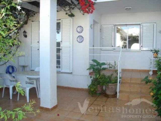 Ref: 1021 - Apartment for Sale in.. - 2