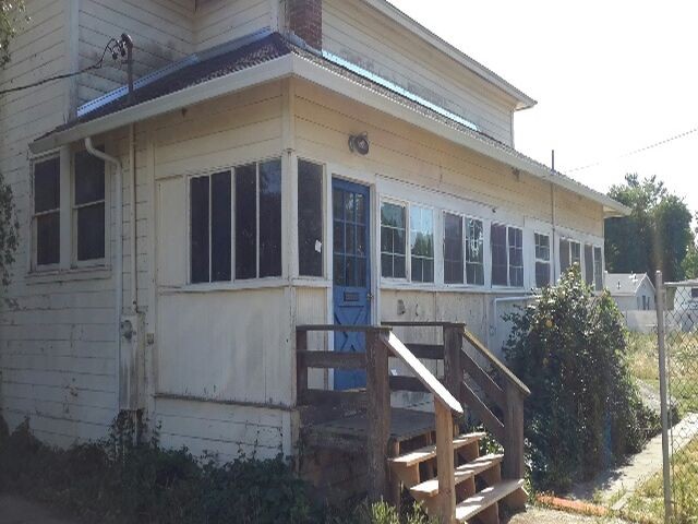 25303 East State Rt 4 Farmington, CA.. - 2