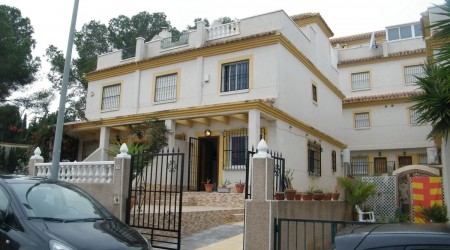 Resale · Townhouse · Spain · Costa Bl..