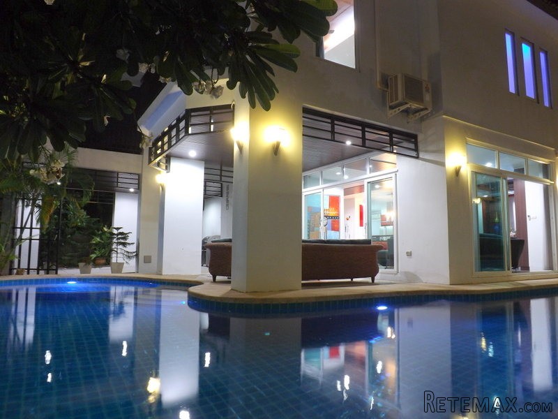 Modern 5 bedroom pool villa at central..