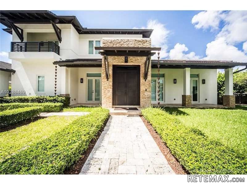 5 bedroom House For Sale: 515 Caligula.. - 2