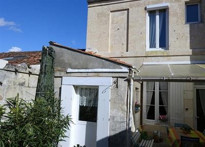 Town House 5 Rooms