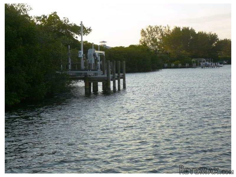 Land For Sale: 620 Bocilla Dr, Placida.. - 2