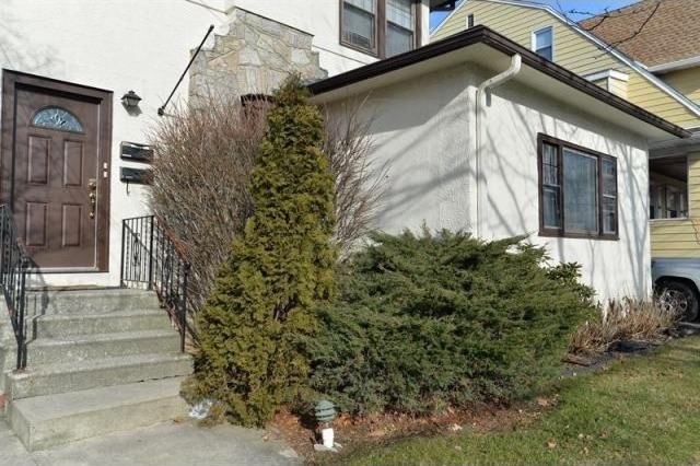 2 bedroom Multi-family For Sale: Mount.. - 2