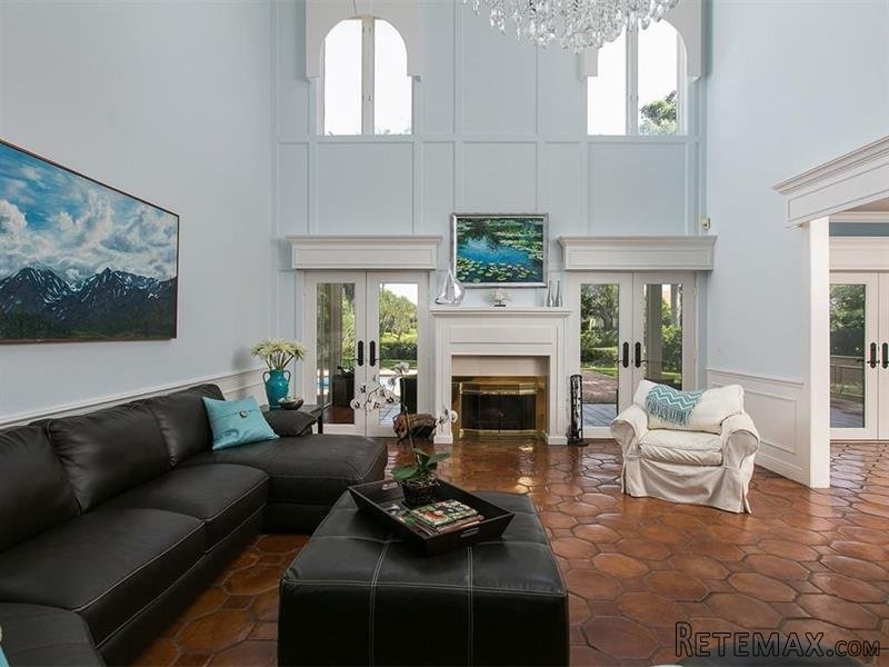 3 bedroom House For Sale: 361 Shores.. - 2
