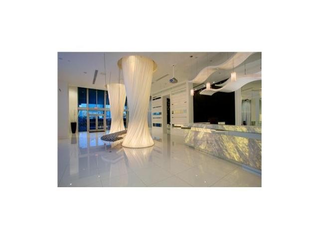 1 bedroom Flat For Sale: 350 S MIAMI AV..