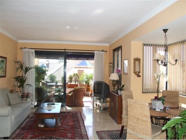 Apartment - PRICE JUST REDUCED FROM.. - 2