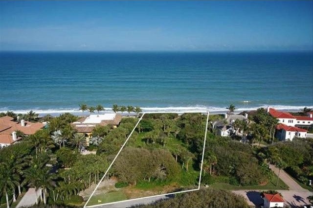 Land For Sale: 330 BLUE WAVE LANE, VERO..