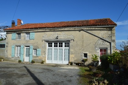 5-bed property just 5km from Ruffec