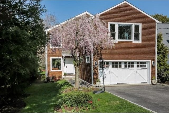 4 bedroom Residence For Sale: Armonk..