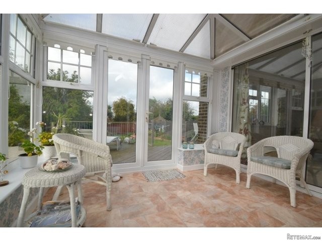 5 bedroom house in Minster On Sea..