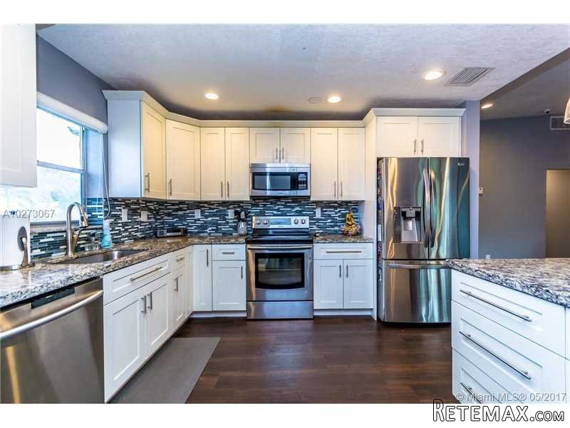 3 bedroom Flat For Sale: 8690 Bridle.. - 2