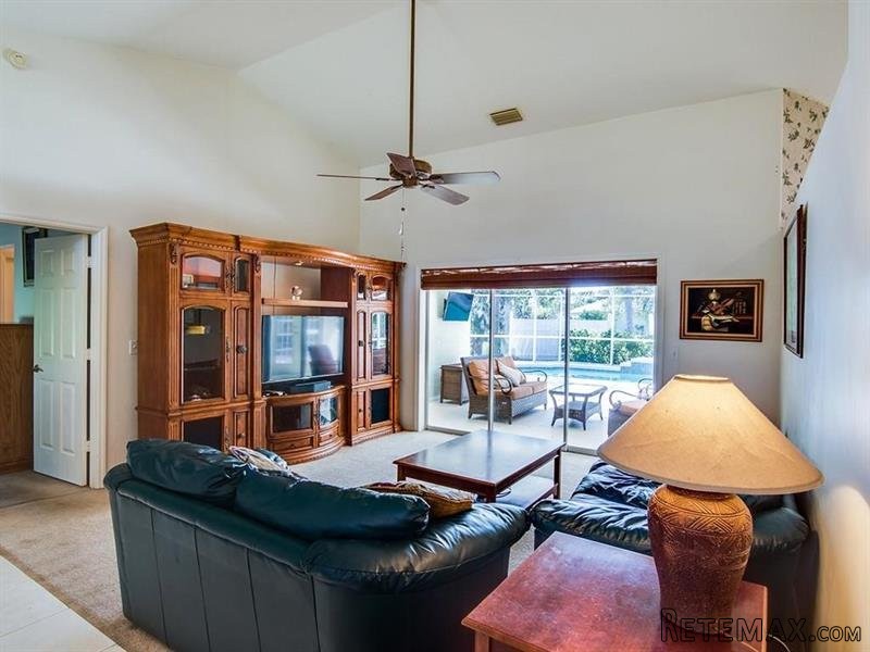 4 bedroom House For Sale: 179 35th.. - 2