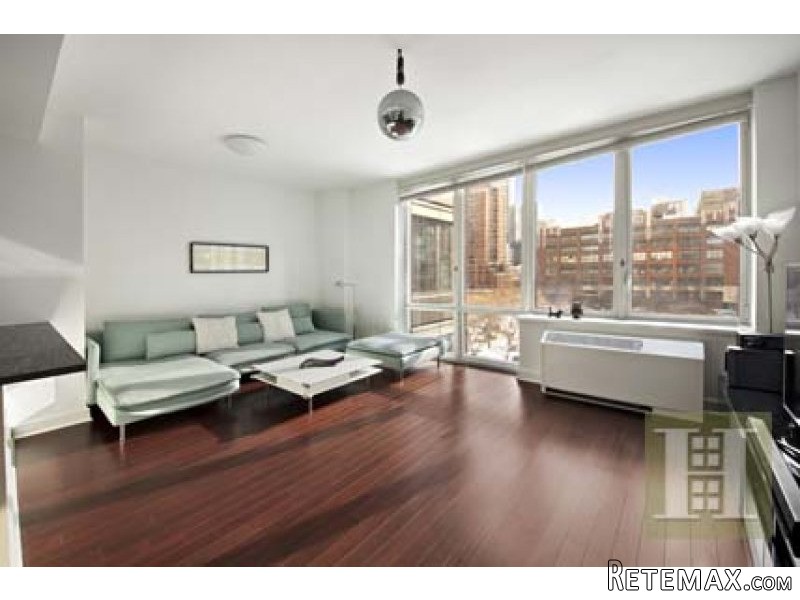 1 bedroom Apartment For Sale: 80..