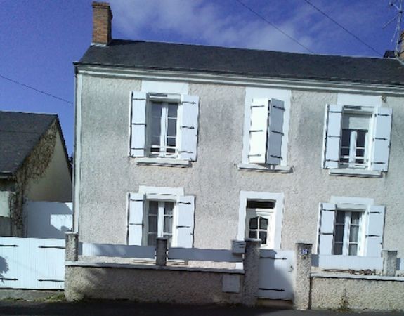 Nice House with Enclosed Garden