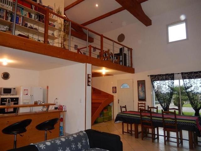 3 bedroom Villa For Sale: 17300.. - 2
