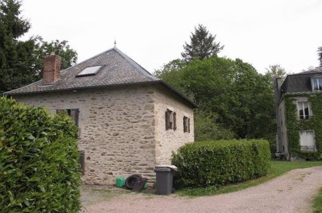6 bedroom House For Sale: 87000 CHALUS - 2