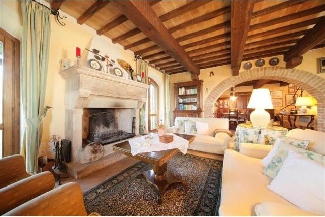 4 bedroom House For Sale: Collazzone.. - 2
