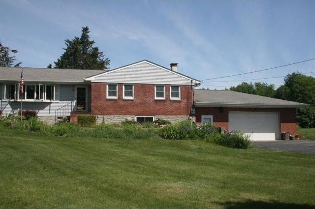 3 bedroom Residence For Sale: Clinton.. - 2