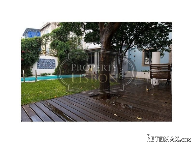 T3 Duplex Lisbon Apartment for Sale in..