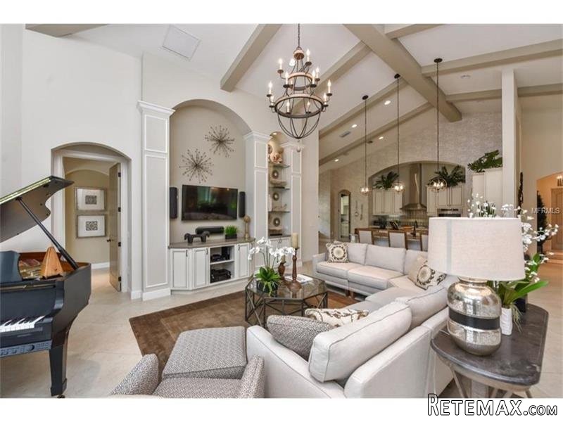 3 bedroom House For Sale: 7328.. - 2