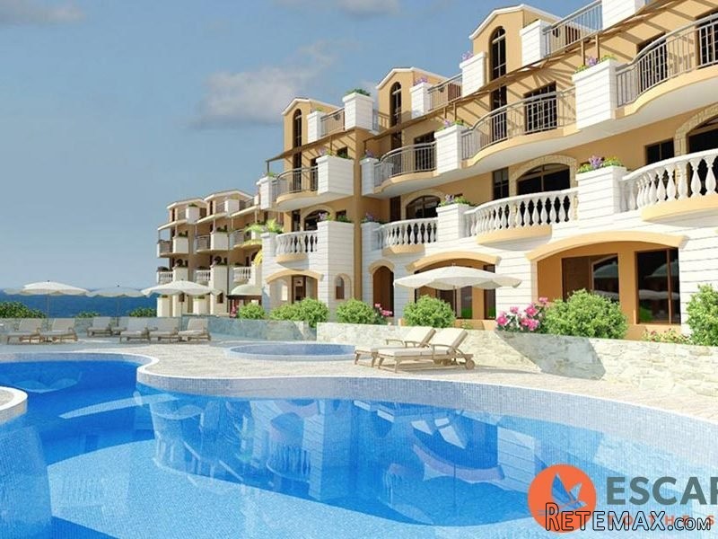 Luxury Apartment, Pearl Park..