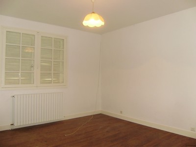Detached House, 2 Bedrooms And Enclosed.. - 2
