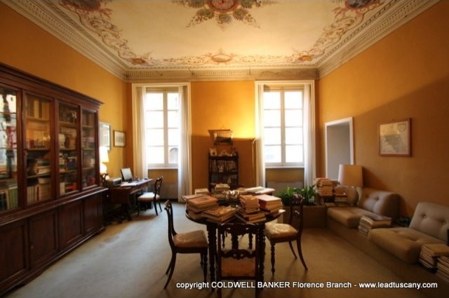 Apartment for sale in Lucca (Italy)