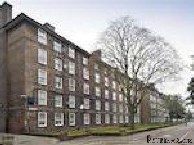 2 Double bedroom Flat For Sale