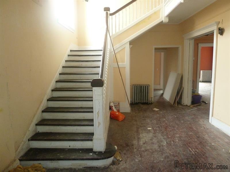 7 bedroom House For Sale: 396 Palisade.. - 2
