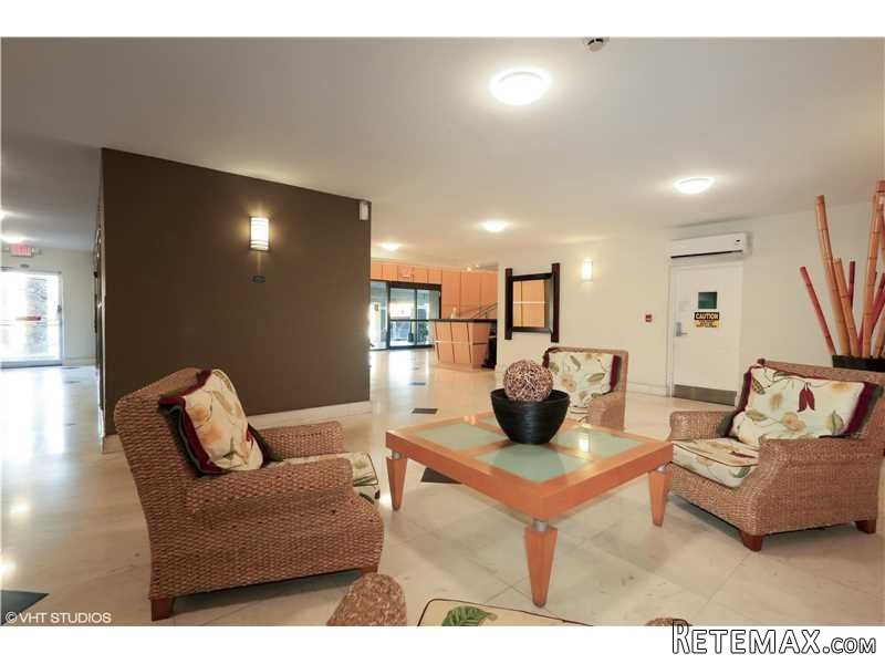 1 bedroom Flat For Sale: 6770 Indian.. - 2