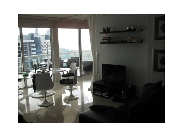 6365 COLLINS AV, 3204, Miami Beach, FL..