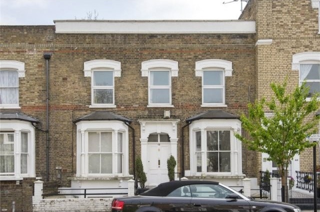 Foulden Road, N16