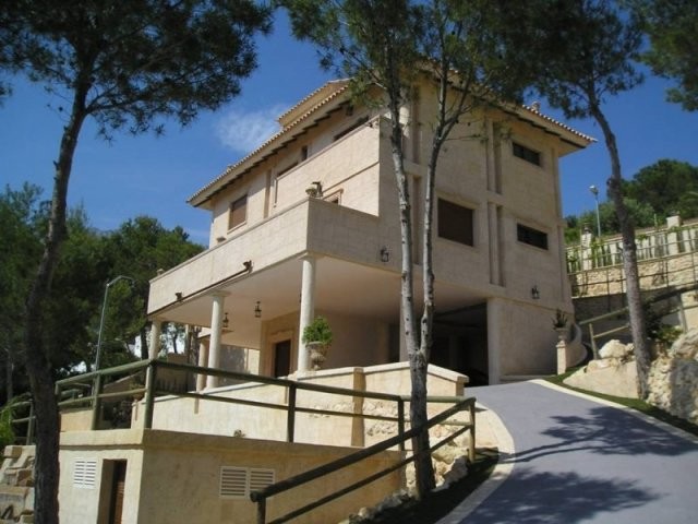 Villa in Altea
