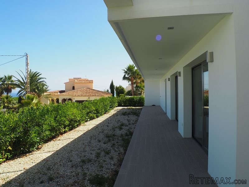 3 Bedrooms - Villa - Alicante - For Sale