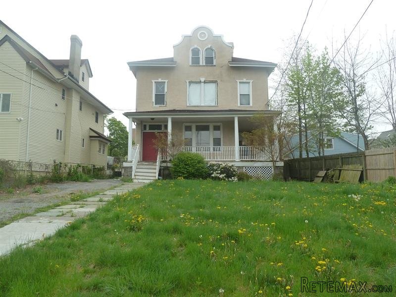 7 bedroom House For Sale: 396 Palisade..