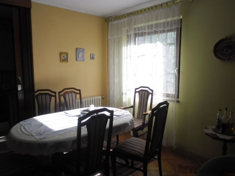 Prodajem Stan-Apartman, Banovo Brdo - 2