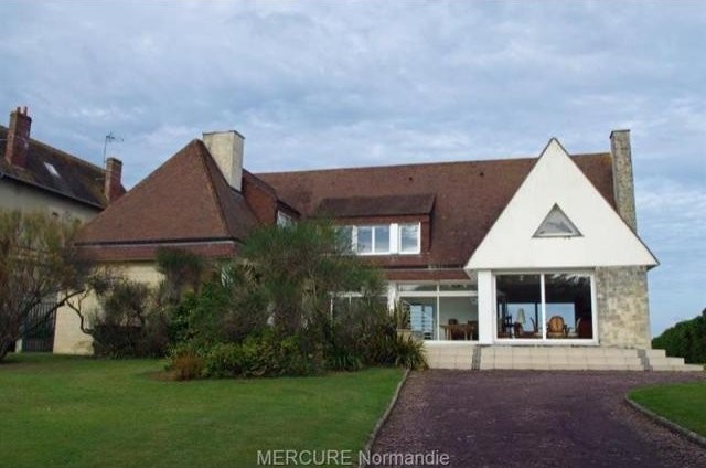 6 bedroom Character For Sale: 14880..