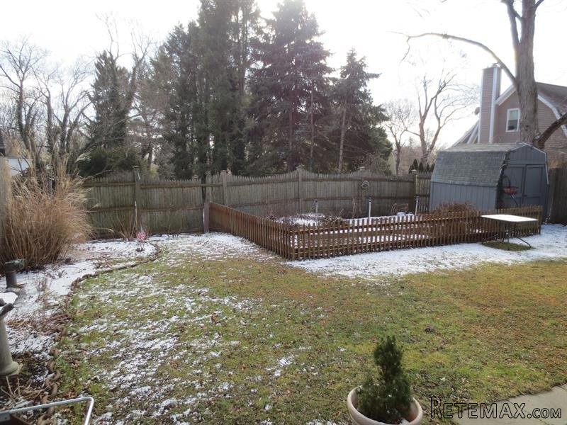 Flat For Sale: 16 Prospect Drive.. - 2
