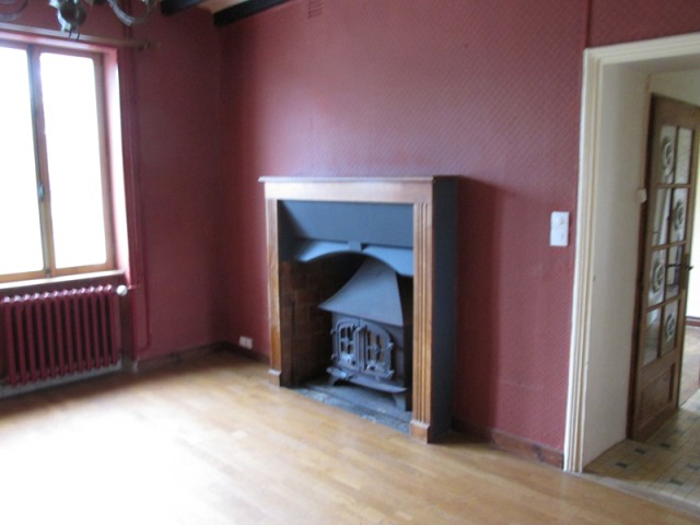 Spacious 4 Bed Detached House - 2