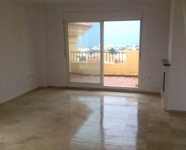 3 Bed Apartment for sale in Mijas