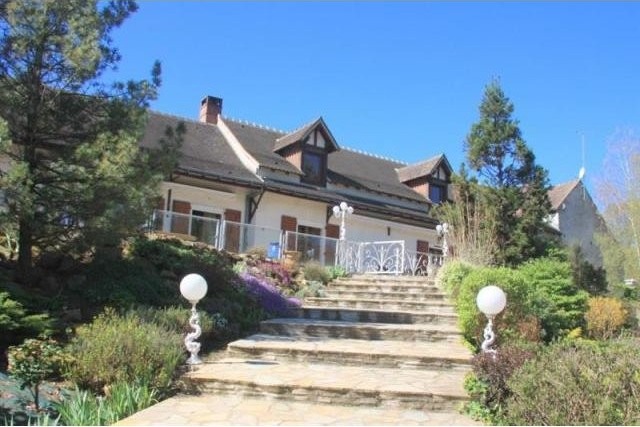 4 bedroom Character For Sale: 03100..