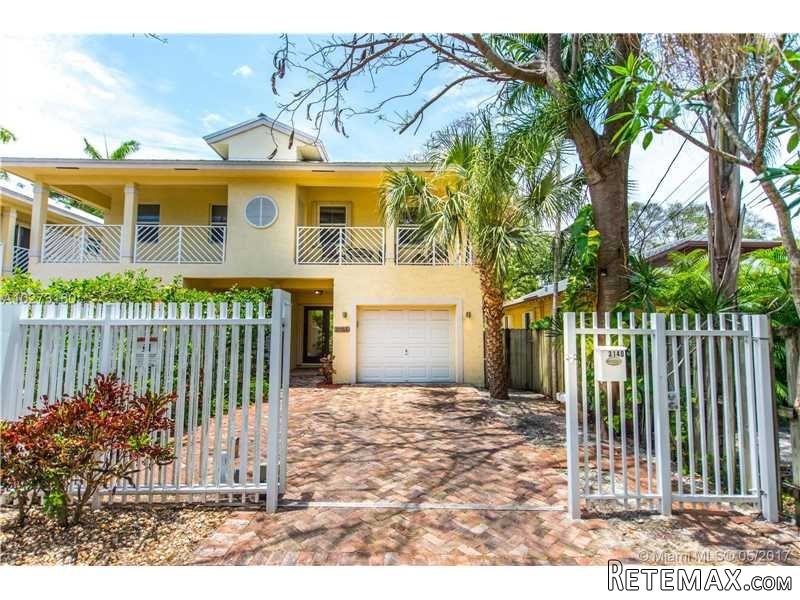 3 bedroom Town House For Sale: 3140..