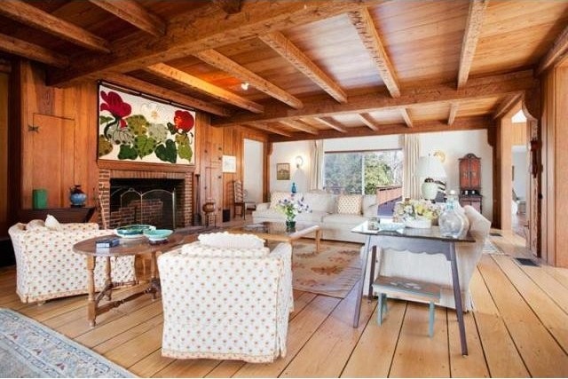 9 bedroom Property For Sale: Main.. - 2