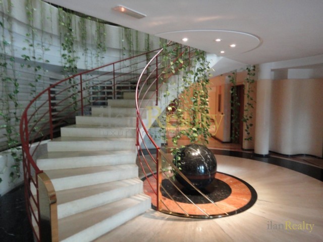 Elegant apartment in the emblematic.. - 2