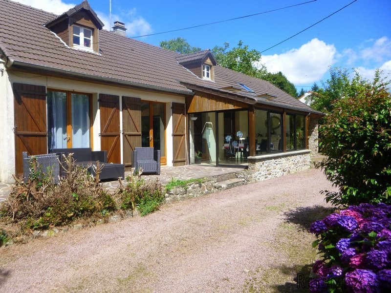 Delightful House and Garden