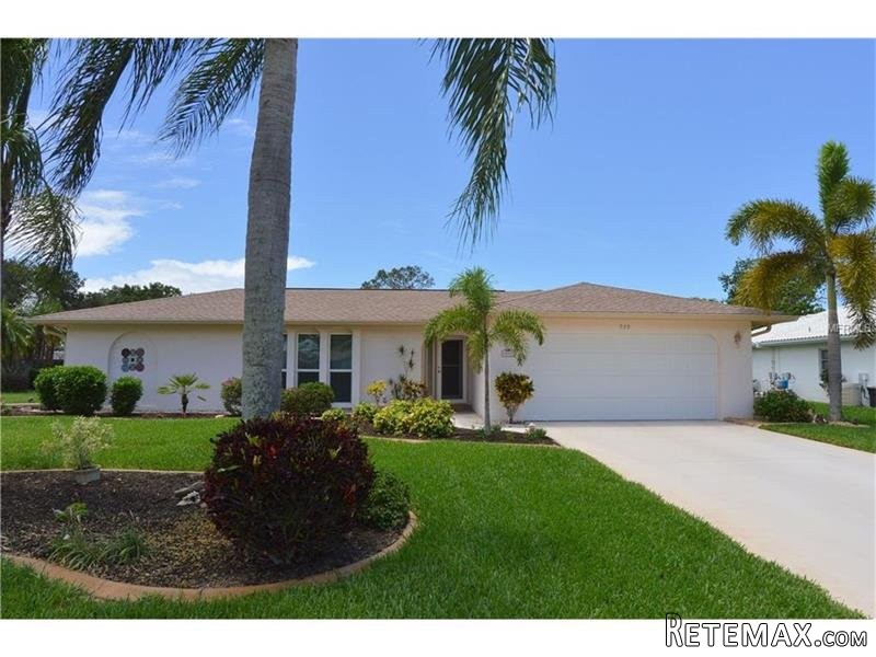 3 bedroom House For Sale: 959 E Douglas..